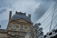 Der Eingang vom Louvre