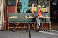 Das Leben in den Cafes von Paris