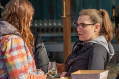 Auf dem Markt am Naplavka Kai