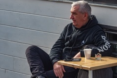 Auf dem Markt am Naplavka Kai