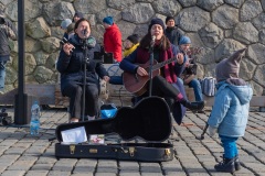 Auf dem Markt am Naplavka Kai