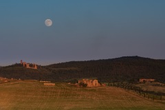 Mondaufgang Richtung Castelmuzio